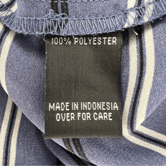 NEW Small BCX  Blue White Striped Blouse Roomy Fit NWT  Round Neckline - Picture 8 of 10